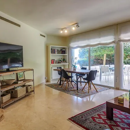 Luxury Seaview By Hello Homes Apartment