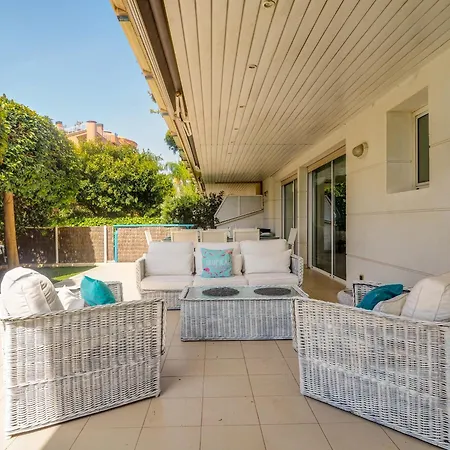 Luxury Seaview By Hello Homes *